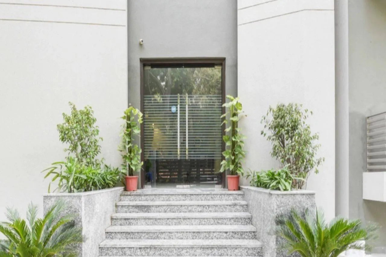 Treebo Iffco Chowk Gurgaon