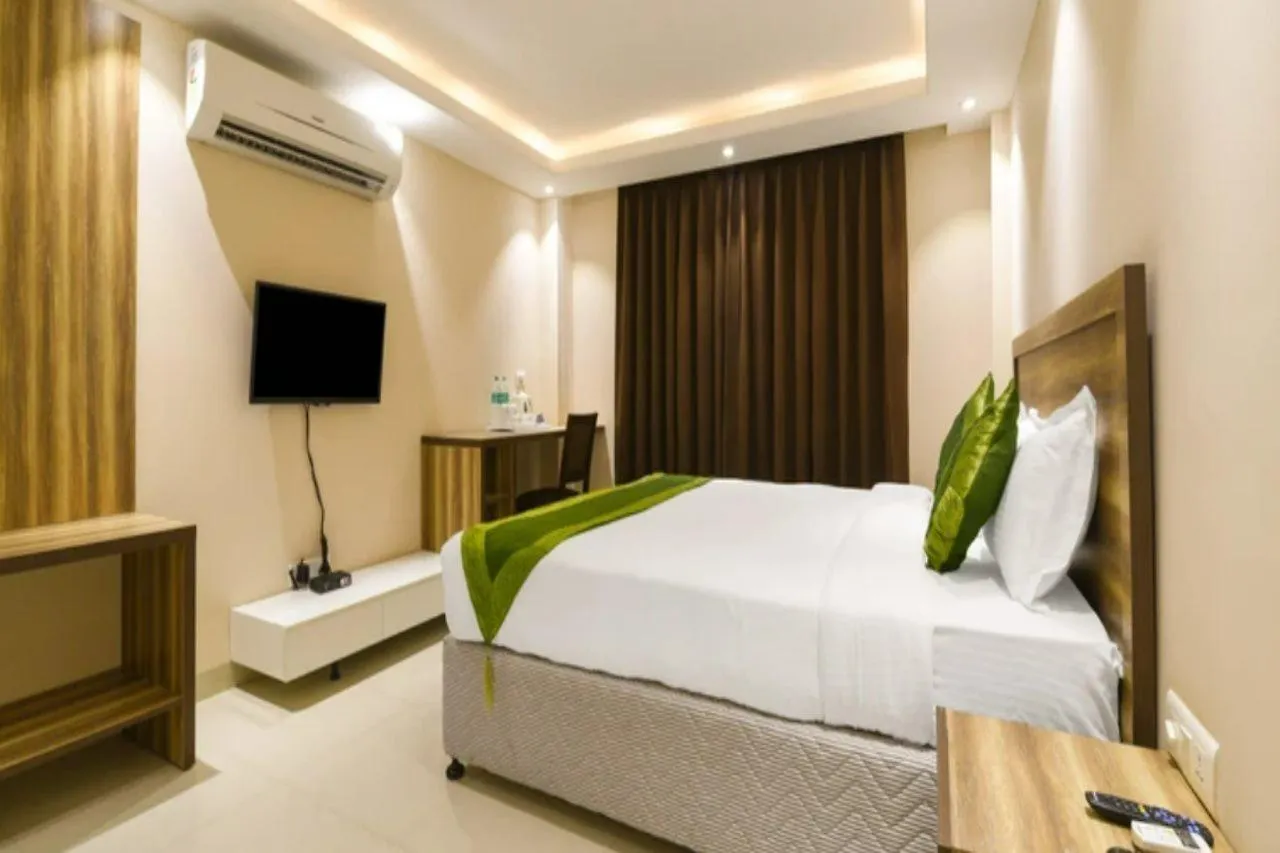 Treebo Iffco Chowk Gurgaon Hotel