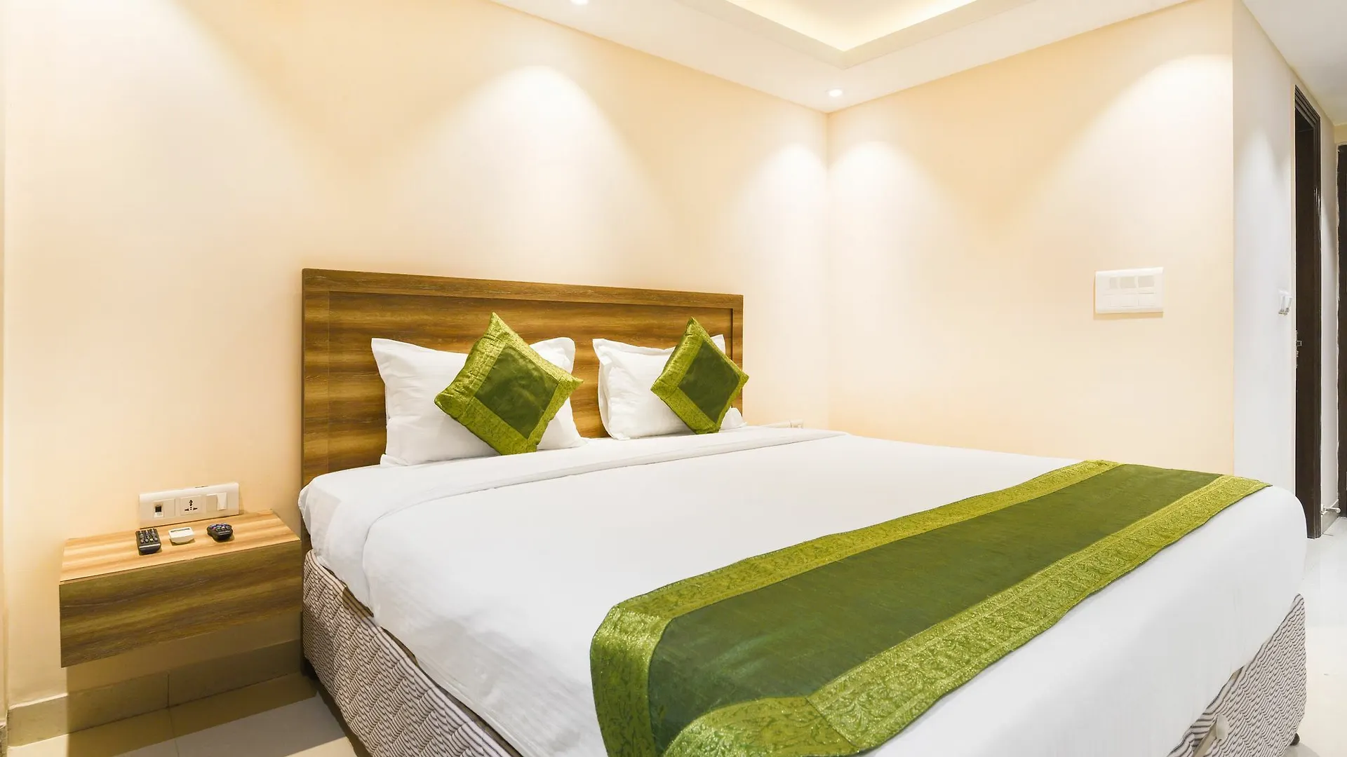 Hotel Treebo Iffco Chowk Gurgaon